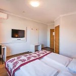 Szálloda Arion Airport 4*