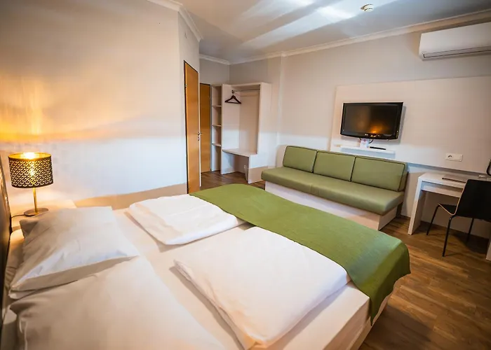 Arion Airport Ξενοδοχείο 4*