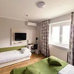 Arion Airport Hotel