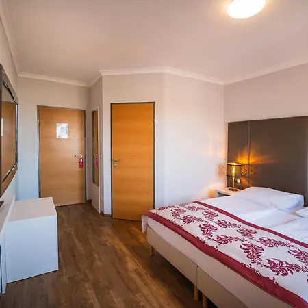 Arion Airport 4* שווכאט