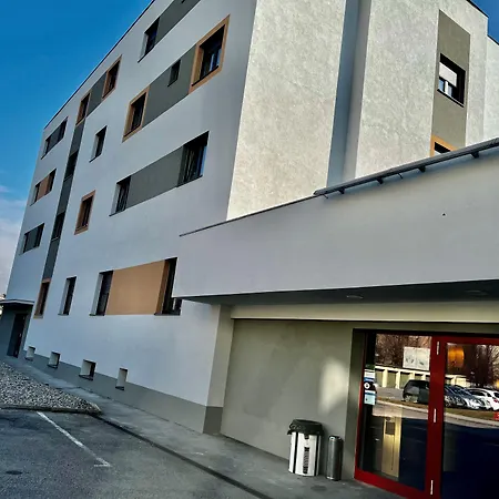 Hotel Arion Airport