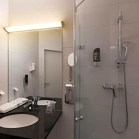 Arion Airport Hotel