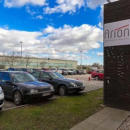 Arion Airport 4*