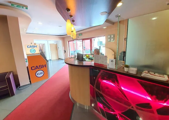 Arion Airport Hotel 4*